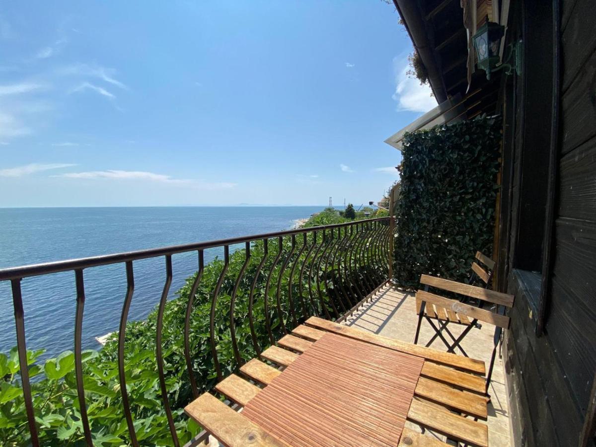 In A Beach House Old Town * 内塞伯尔